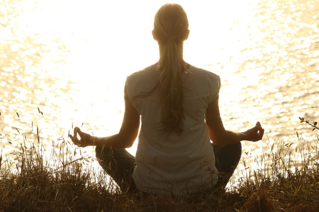 meditate, woman, yoga, zen, meditating, relax, relaxing, nature, wellness, yoga pose, meditation, peaceful, silhouette, sunset, tranquil, calm